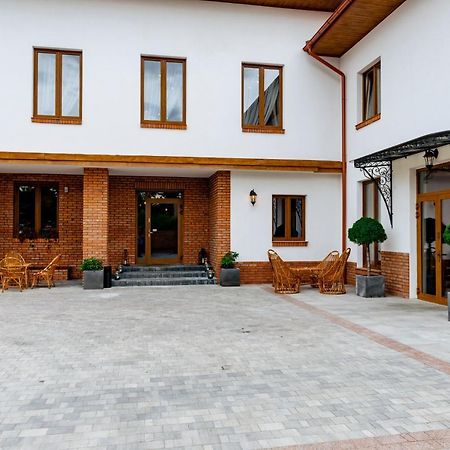 Gosciniec Ceglane Katy Hotel Dwikozy Luaran gambar