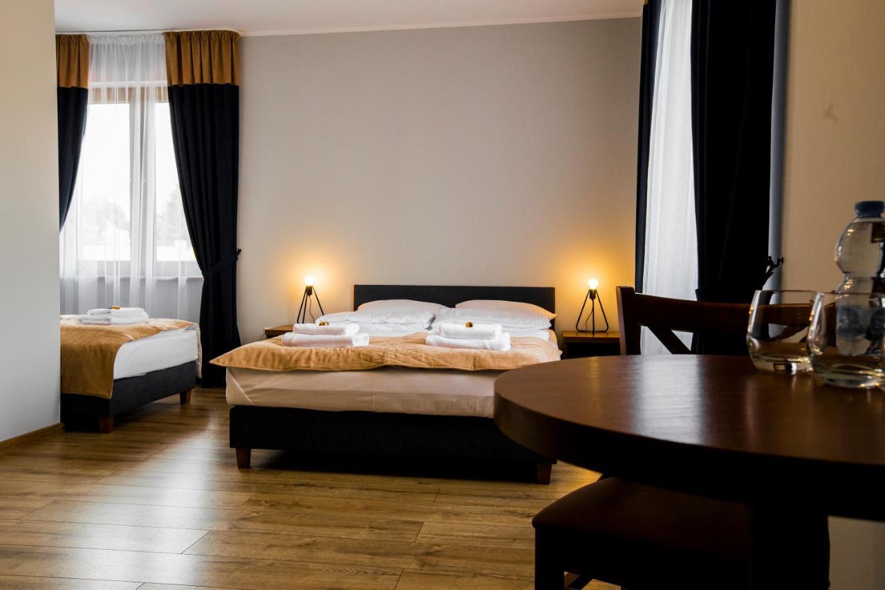 Gosciniec Ceglane Katy Hotel Dwikozy Luaran gambar